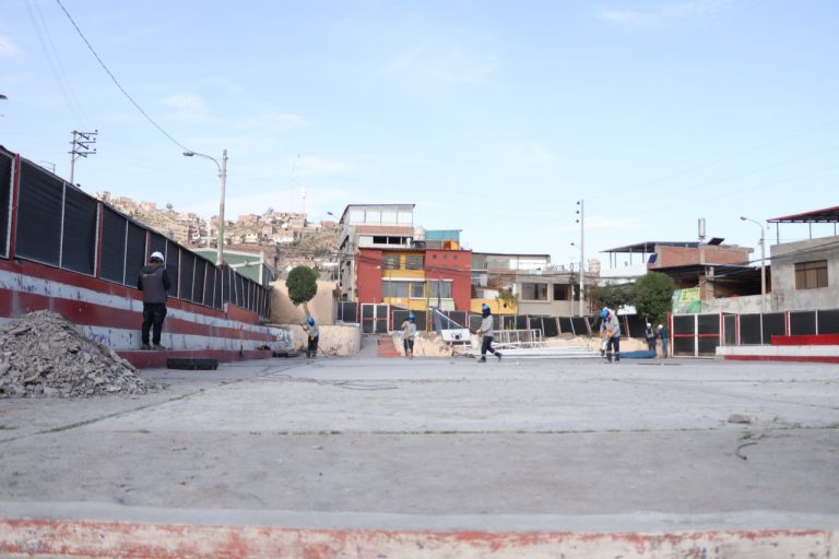 Mariano Melgar: Ejecución de obra en complejo deportivo beneficiará a vecinos del pueblo joven Señor de Huanca