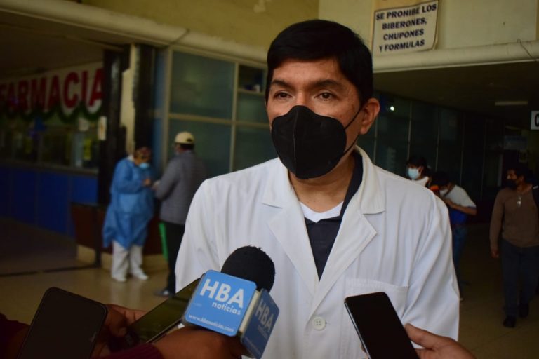 Director adjunto del Hospital Honorio Delgado, Alexis Urday, presentó su carta de renuncia