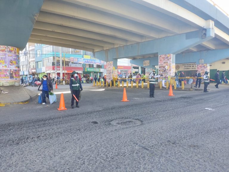 Treinta inspectores controlarán el tránsito en la avenida Vidaurrázaga