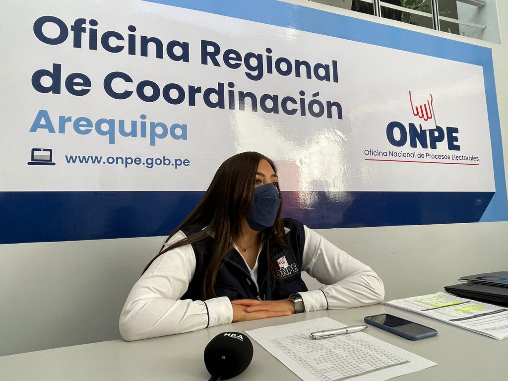 Brenda López da informes sobre las elecciones internas de partidos y movimientos en Arequipa