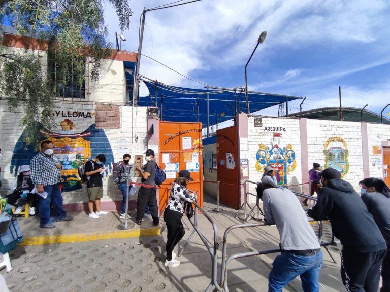La Gerencia de Transportes de Arequipa ampliará sus horarios para la entrega de licencias de conducir