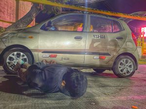 El sujeto fue abordado por la policía en la Av. Cayma cuando se disponía a vender el equipo topográfico.