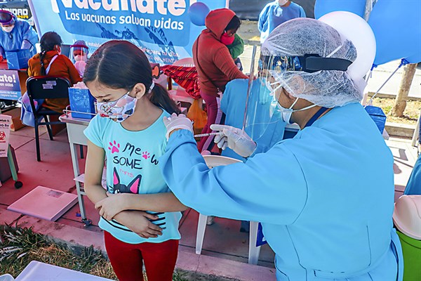 Arequipa: Vacuna en menores de 5 a 11 años avanza a ritmo lento