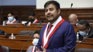 Congresista Carlos Zeballos