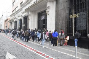 Reniec atenderá al público el 13 de juniio
