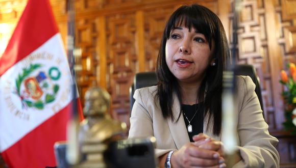 Mirtha Vásquez no cree que Pedro Castillo pueda concluir su mandato