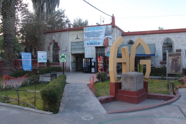 Arequipa: Hospital Goyeneche sin director por más de 10 días
