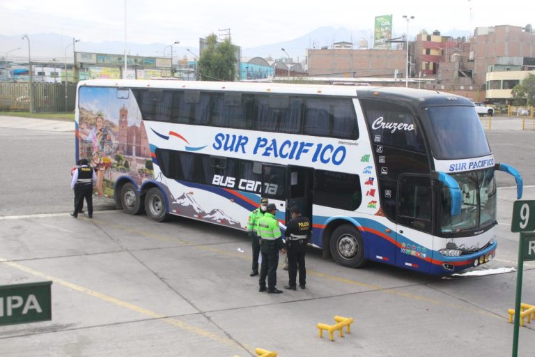 Arequipa: Hombre muere en el interior de bus interprovincial