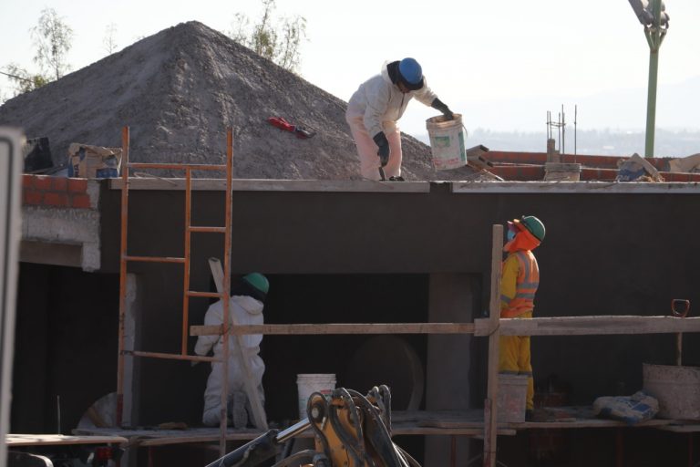 Mariano Melgar: Municipalidad avanza con la construcción del colegio San Ignacio