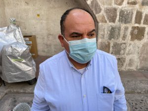 Presidente de la Sociedad Agrícola de Arequipa, manifiesta su disgusto con el gobierno actual y con la Reforma Agraria.