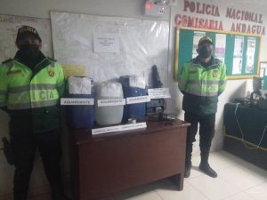 La maquinaria estará confiscada hasta que el dueño se apersone con los documentos legales correspondientes.