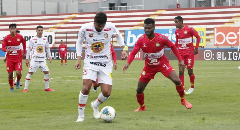 Foto: Liga de Fútbol Profesional - El duelo entre Ayacucho FC y Sport Huancayo se jugará en el estadio Ciudad de Cumaná a partir de las 15:00 horas.