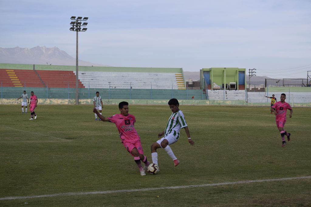 Foto: HBA Noticias - Etapa Departamental de Arequipa, Los Tigres 2-1 Juventus Corazón.