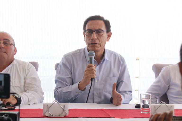Martín Vizcarra en Arequipa: La solución a la crisis política es el adelanto de elecciones