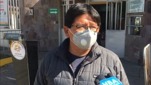 Los trabajadores indican que sin internet, tienen que usar sus propios datos móviles para agilizar el intercambio de documentos.