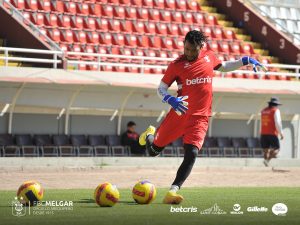 Foto: FBC Melgar - Imágenes del entrenamiento del elenco arequipeño previo al duelo ante Cantolao.