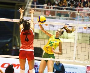 Foto: FPV - Perú dio un gran partido ante Brasil y se fue aplaudido del coliseo en Cajamarca.
