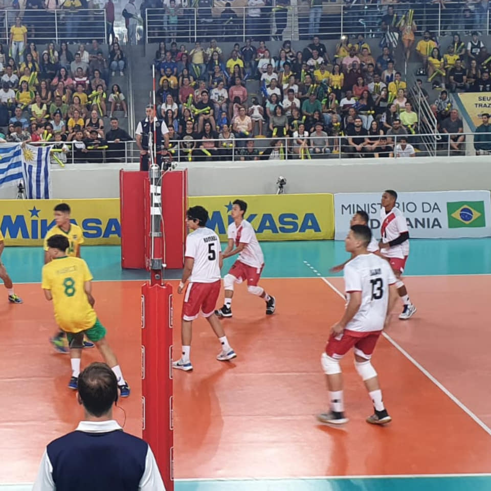 Foto: CSV - Perú cayó 3-0 ante Brasil en su primera presentación en el Sudamericano de Vóleibol Masculino SUB 19.