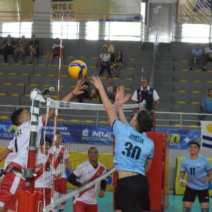 Foto: CSV - Selección Peruana de Vóleibol Masculina perdió ante Uruguay y quedó en último lugar del Sudamericano.