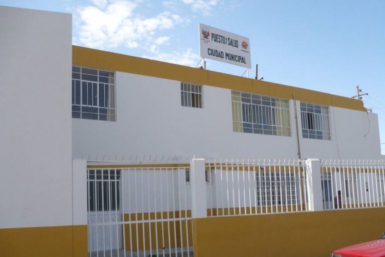 Director de la Red de Salud Arequipa Caylloma: “Nuestros centros de salud han desbordado”