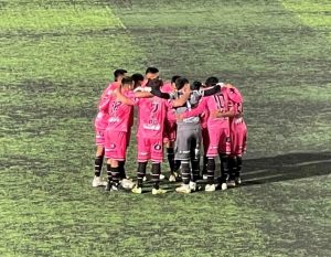 Los Tigres previo al enfrentamiento a Nacional FBC en Mollendo.