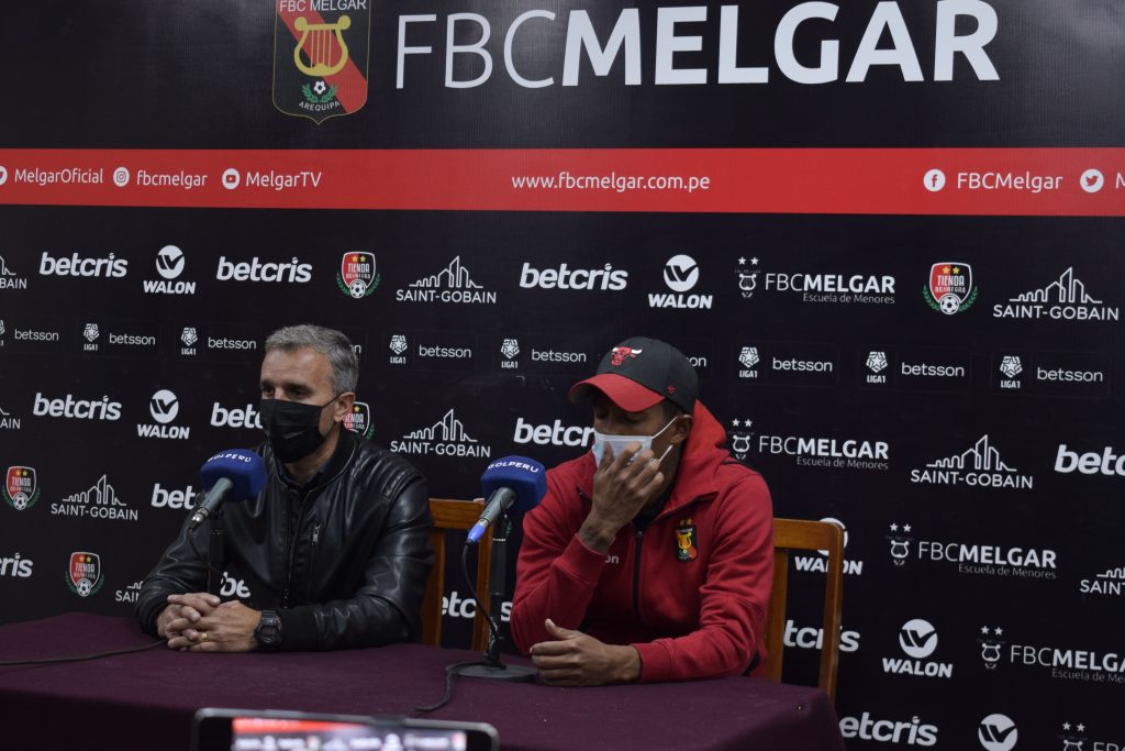 Conferencia de prensa de Pablo Lavallén luego de vencer a Deportivo Municipal.