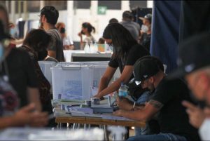 Chile: este domingo se decidirá la aprobación de una nueva Constitución