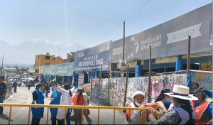 Los comerciantes, temen disminuir sus ventas y no encontrar otra ruta para el acceso de los camiones con mercadería.