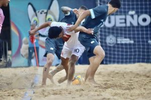 Partido entre Perú y Argentina en el Fútbol Playa