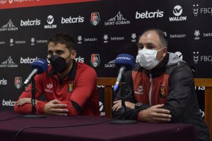Javier Claut y Cristian Bordacahar luego del triunfo ante Ayacucho FC.