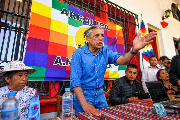 Antauro Humala arremete contra el Congreso durante su visita a la ciudad de Arequipa