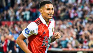 Marcos López es el único peruano clasificado a las fases finales de las competencias europeas, quedando en los octavos de final de la Europa League.