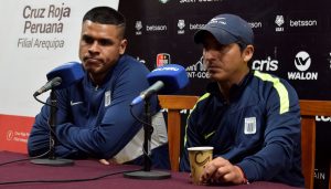 Guillermo Salas y Ángelo Campos presentes en la conferencia post partido.
