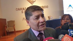 electo alcalde de Arequipa Víctor Hugo Rivera