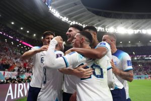 Inglaterra ganó el Grupo B para enfrentar a Senegal en octavos de final.