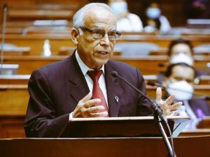 Aníbal Torres: “Se está violando flagrantemente el principio de legalidad”