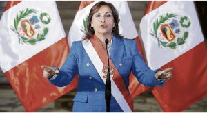 Dina Boluarte se reunió con gobernadores regionales y alcaldes electos en Palacio de Gobierno