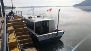 Puno: Pobladores y turistas usan lanchas para salir de la región