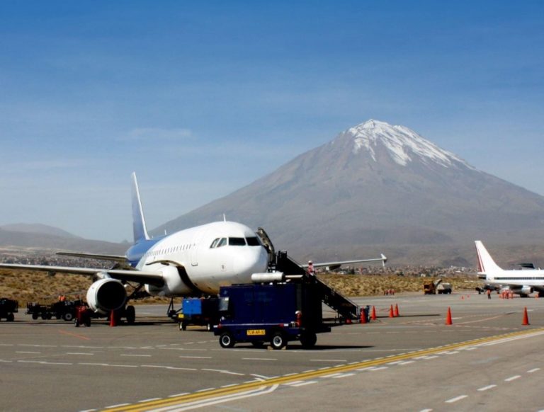 Aeropuerto de Arequipa vuelve a funcionar desde este jueves 26 de enero