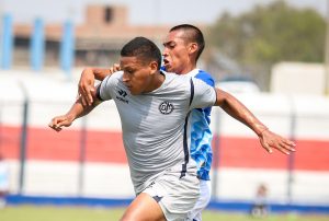 Fernando Pacheco fue uno de los goleadores del encuentro entre Deportivo Municipal y Cantolao.