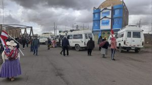 Pobladores de La Rinconada y Cerro Lunar de Oro llegan a Juliaca para acatar paro
