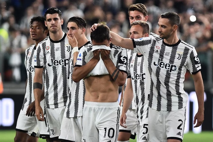 La Juventus de Turín recibió una fuerte sanción en Italia.