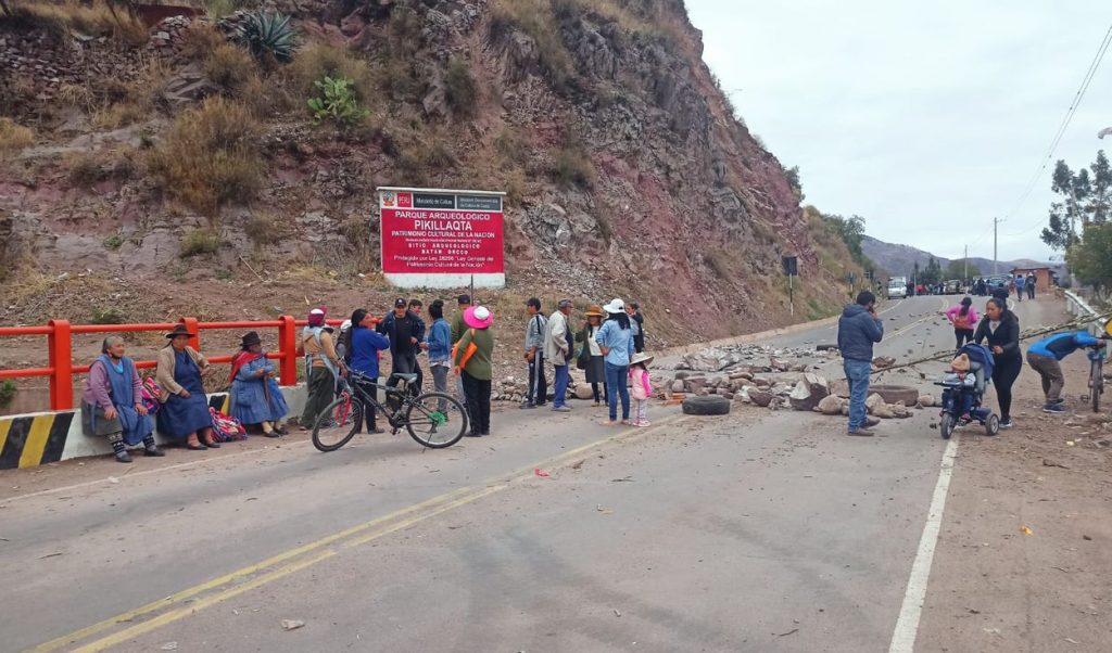 Vías bloqueadas en Cusco por protestas