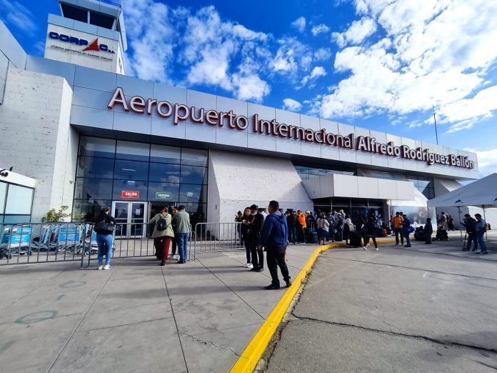 Suspenden operaciones en el Aeropuerto Internacional Alfredo Rodríguez Ballón por las manifestaciones