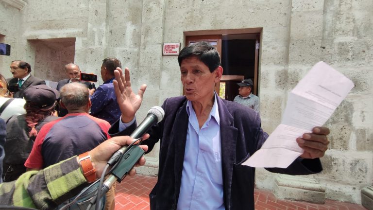 Felipe Domínguez califica de ‘abusivos’ a los altos mandos de la PNP por obligar a marchar a cadetes