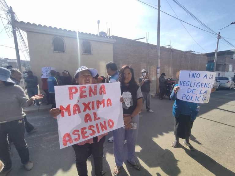 Mariano Melgar: Familiares y vecinos piden justicia para taxista asesinado a martillazos
