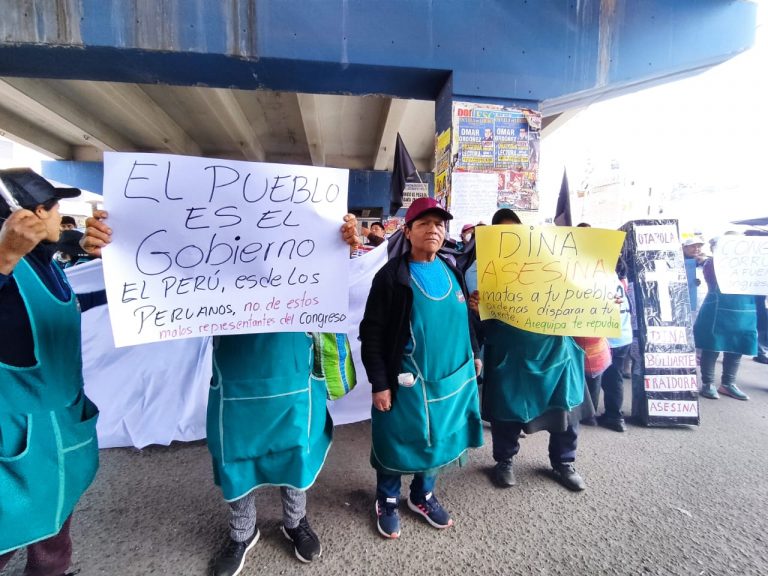 Avelino Cáceres: Comerciantes evalúan salir a movilizarse por los fallecidos en Juliaca