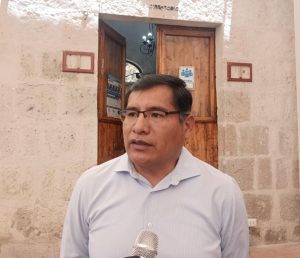 Cesar Huamantuma: «Dina Boluarte debe renunciar a la presidencia»