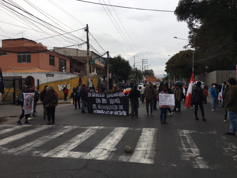 Estudiantes de la UNSA salen a marchar en respaldo de sus compañeros de San Marcos