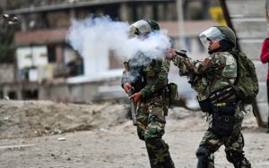 Nacional: Amnistía Internacional pide a España que suspenda la venta de armas al Perú